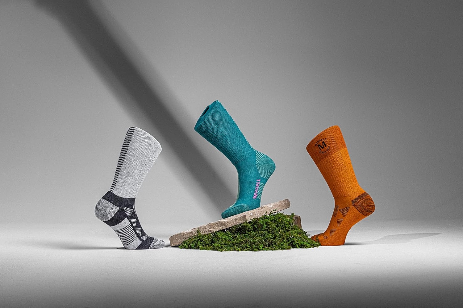 image:imageMerrell mens and womens Moab Speed Lightweight Hiking Crew Socks1 PairUnisex Sustainable Coolmax EcoMade Navy MediumLarge